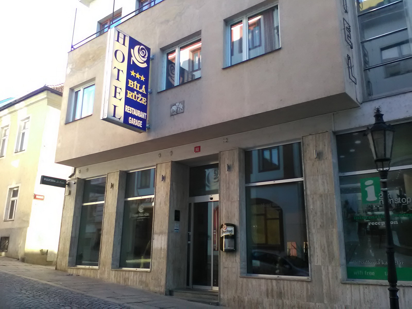 White Rose Hotel in Pisek