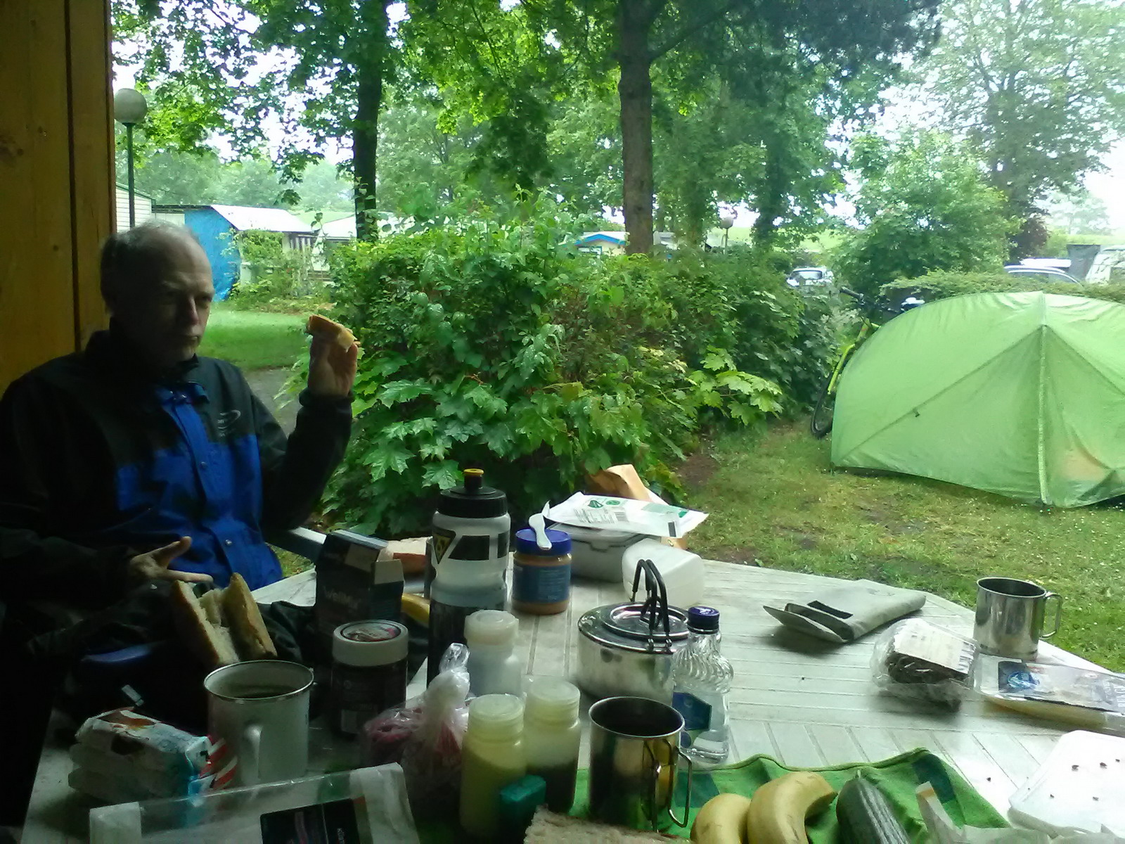 Breakfast after a damp night